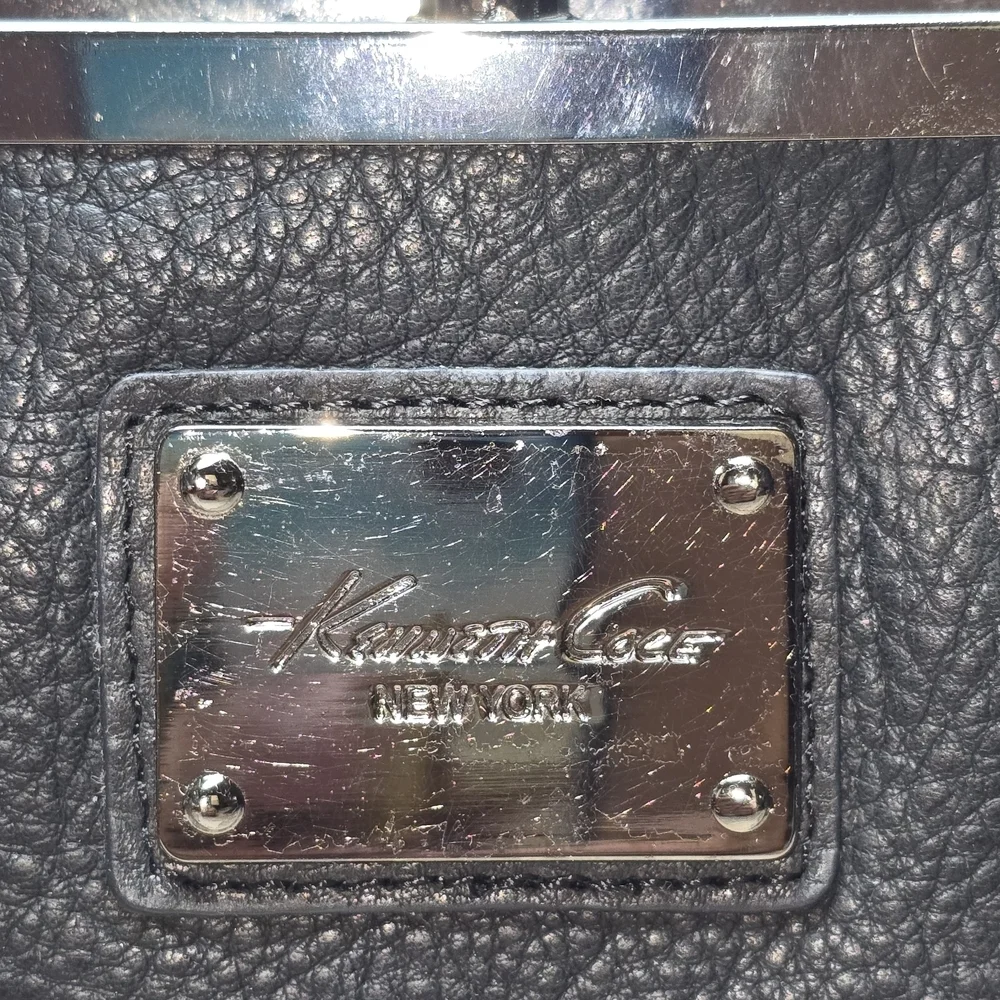 Kenneth Cole Black Leather Clutch Wallet Multi Compartment Double Clasp